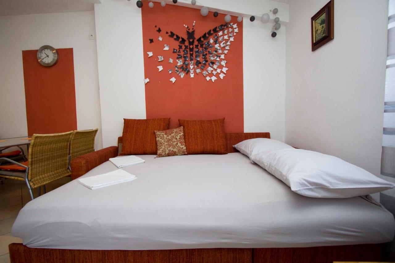 Apartman Mia I Toni มาคาร์สกา ภายนอก รูปภาพ